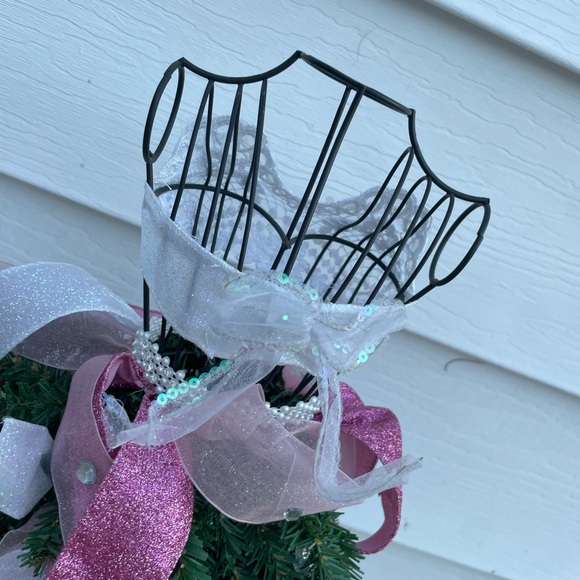 Cherish the Seasons Light Up New! 20” Pink Christmas Decor Mannequin Dress Form - Picture 6 of 9